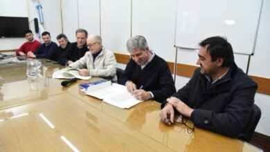 Photo of La EPE y la UTN Rosario firmaron un convenio para evitar “enganchados” al servicio de energía