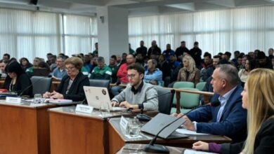 Photo of Denunciaron agresiones verbales y físicas en la última sesión del Concejo de Rafaela