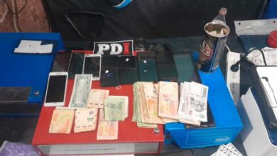 Photo of Megaoperativo en Rosario con ocho detenidos, secuestro de drogas, armas y dinero