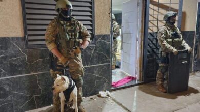 Photo of Rosario: dos mujeres detenidas por asociación ilícita vinculadas al clan Tripi