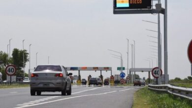 Photo of Privatizarán la empresa que maneja las autopistas que unen a Rosario con Buenos Aires y Córdoba