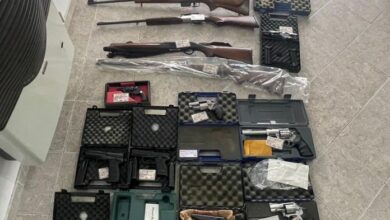 Photo of Megaoperativo contra el tráfico de armas en Rosario: ocho detenidos y más de 120 armas secuestradas en 32 allanamientos