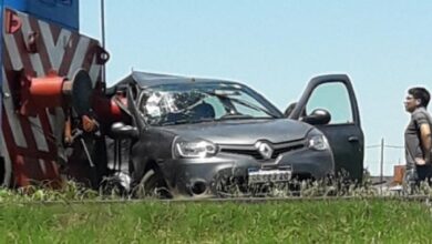 Photo of Tren de carga arrolló un remís en Rosario: un herido y tres asistidos